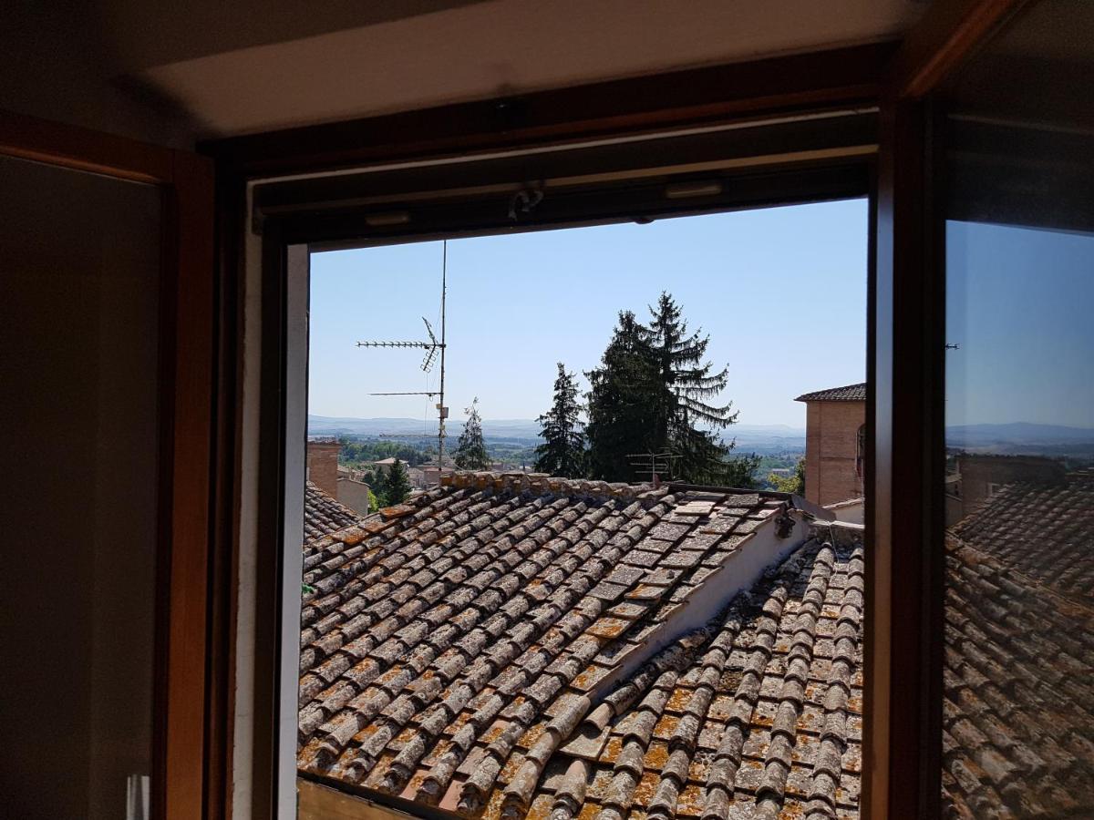 Un Terrazzo Sulla Magia Apartment Siena Exterior photo