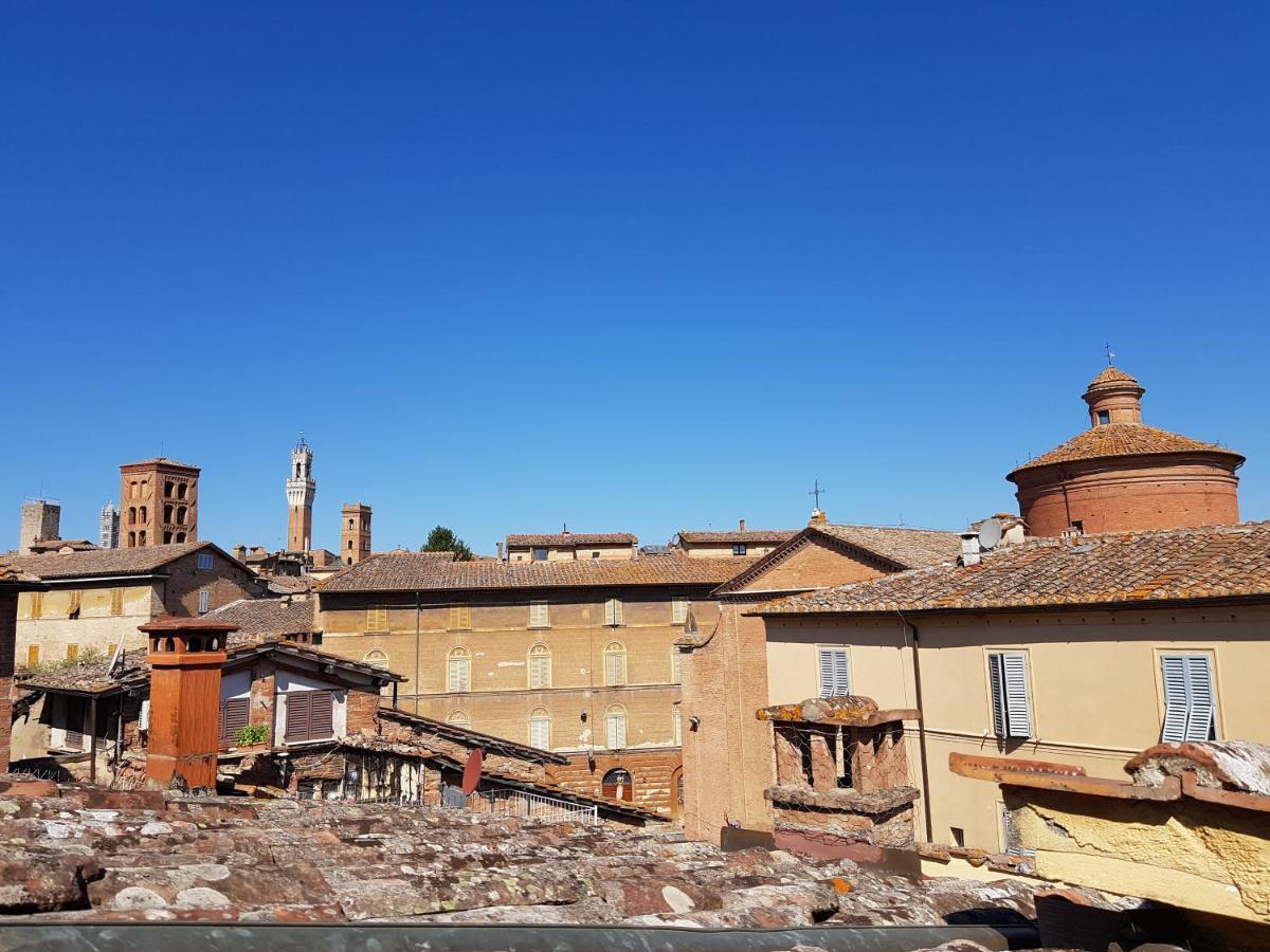 Un Terrazzo Sulla Magia Apartment Siena Exterior photo