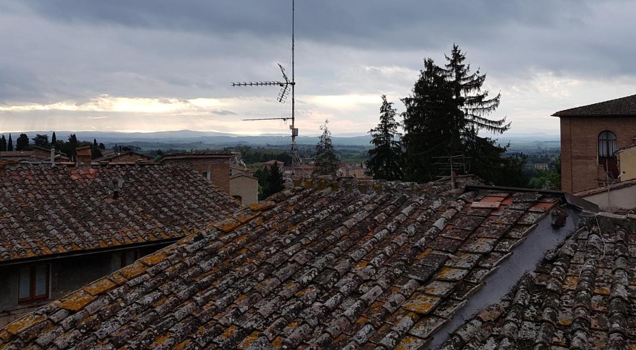 Un Terrazzo Sulla Magia Apartment Siena Exterior photo